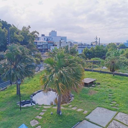 Yilan Beitou No.117 Bed and Breakfast Luodong Exteriör bild