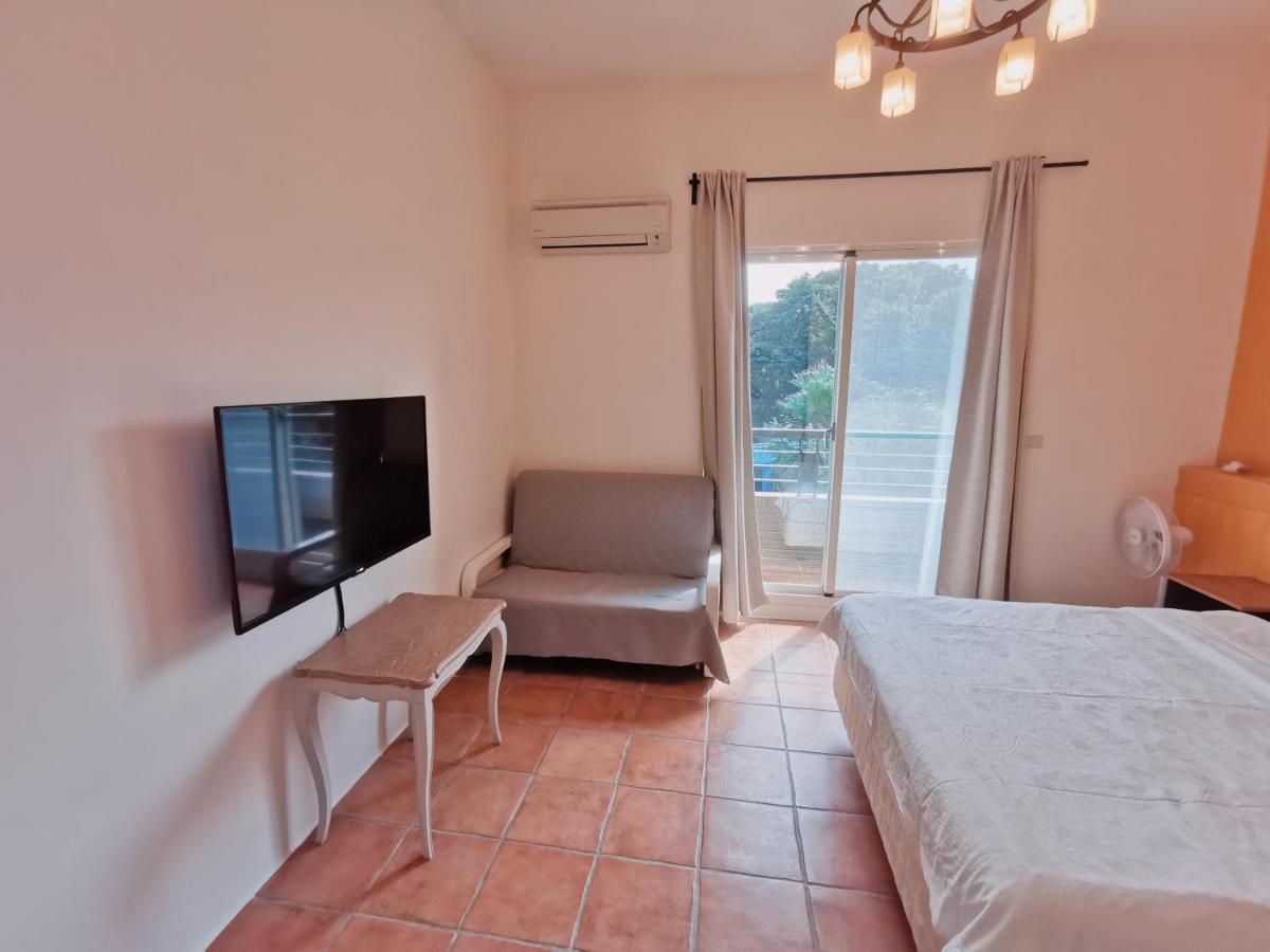 Yilan Beitou No.117 Bed and Breakfast Luodong Exteriör bild