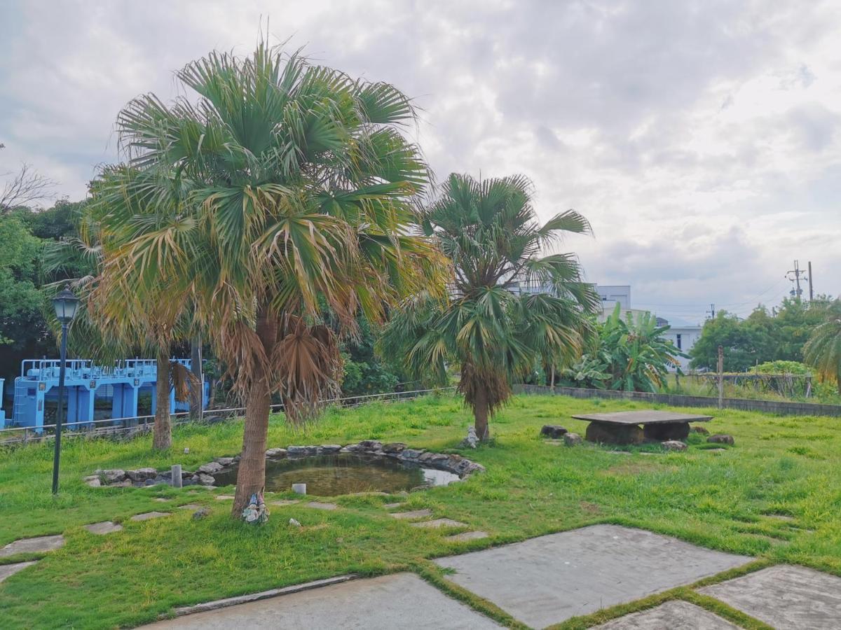 Yilan Beitou No.117 Bed and Breakfast Luodong Exteriör bild